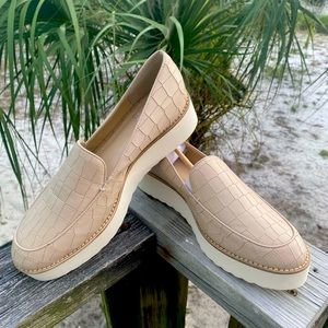 Brand New Vince Camuto Platform shoes💋